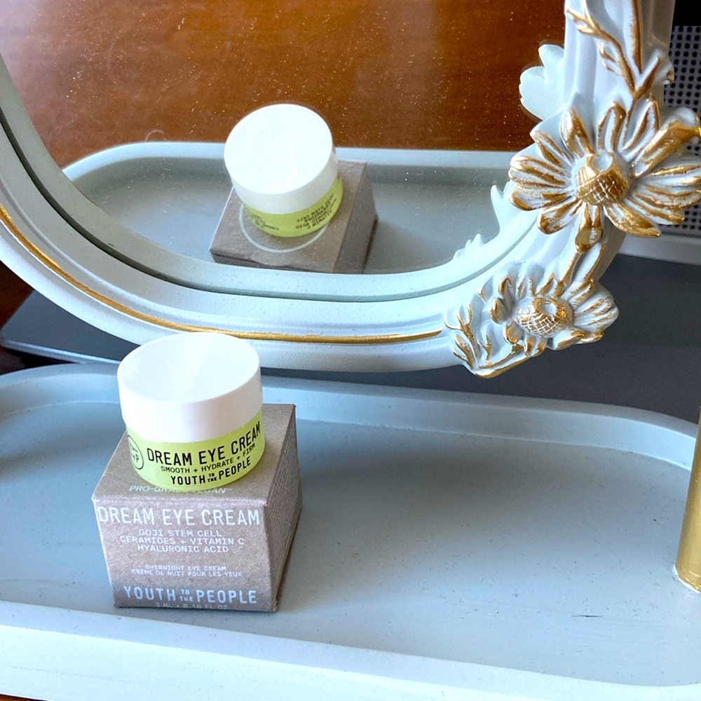 🆕 Youth to the people mini sized dream eye cream